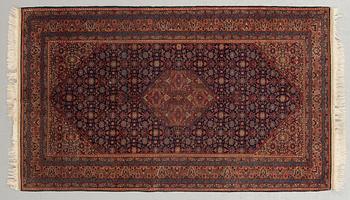 MATTA, semiantik, Täbris, ca 211 x 121 cm.