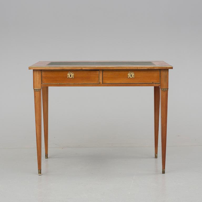 SKRIVBORD, sengustaviansk stil, 1900-talets början.
