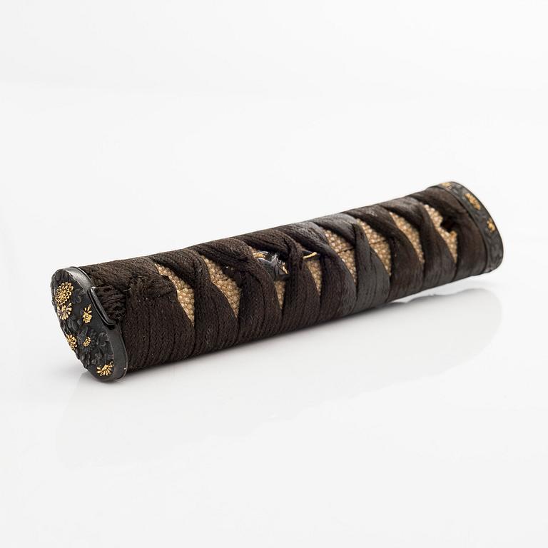 Tsuba ja tsuka, Japani.