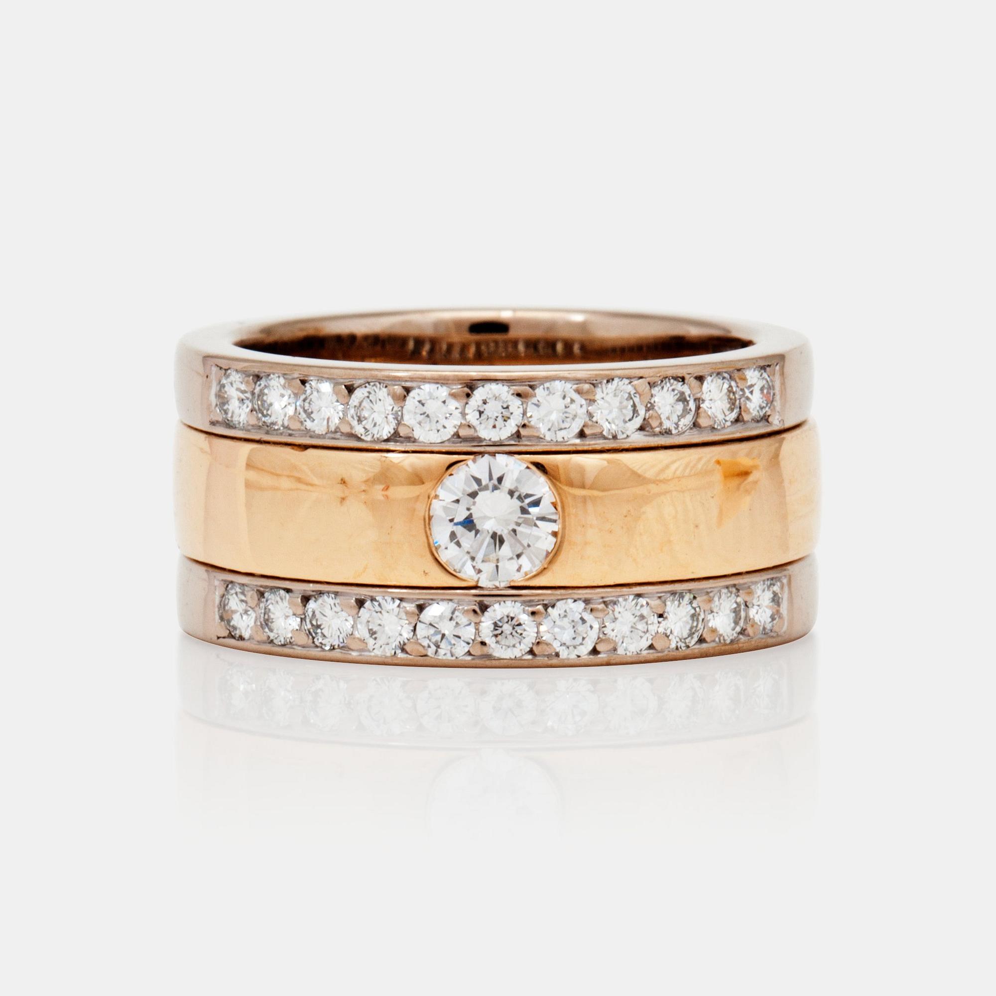 Ring med briljantslipade diamanter totalt ca 0.70ct.