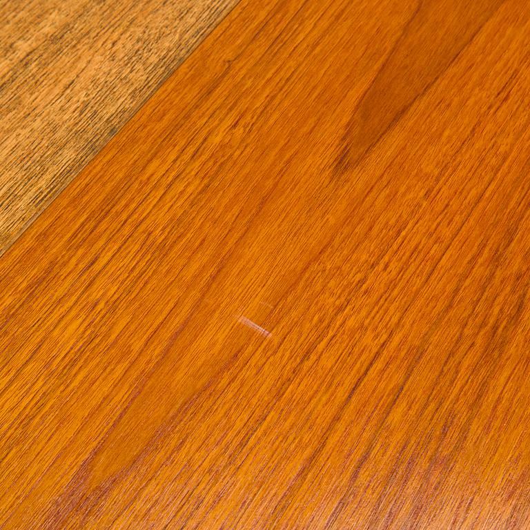 Alvar Aalto, matbord, modell 92 för O.Y. Huonekalu-ja Rakennustyötehdas A.B. 1900-talets mitt.