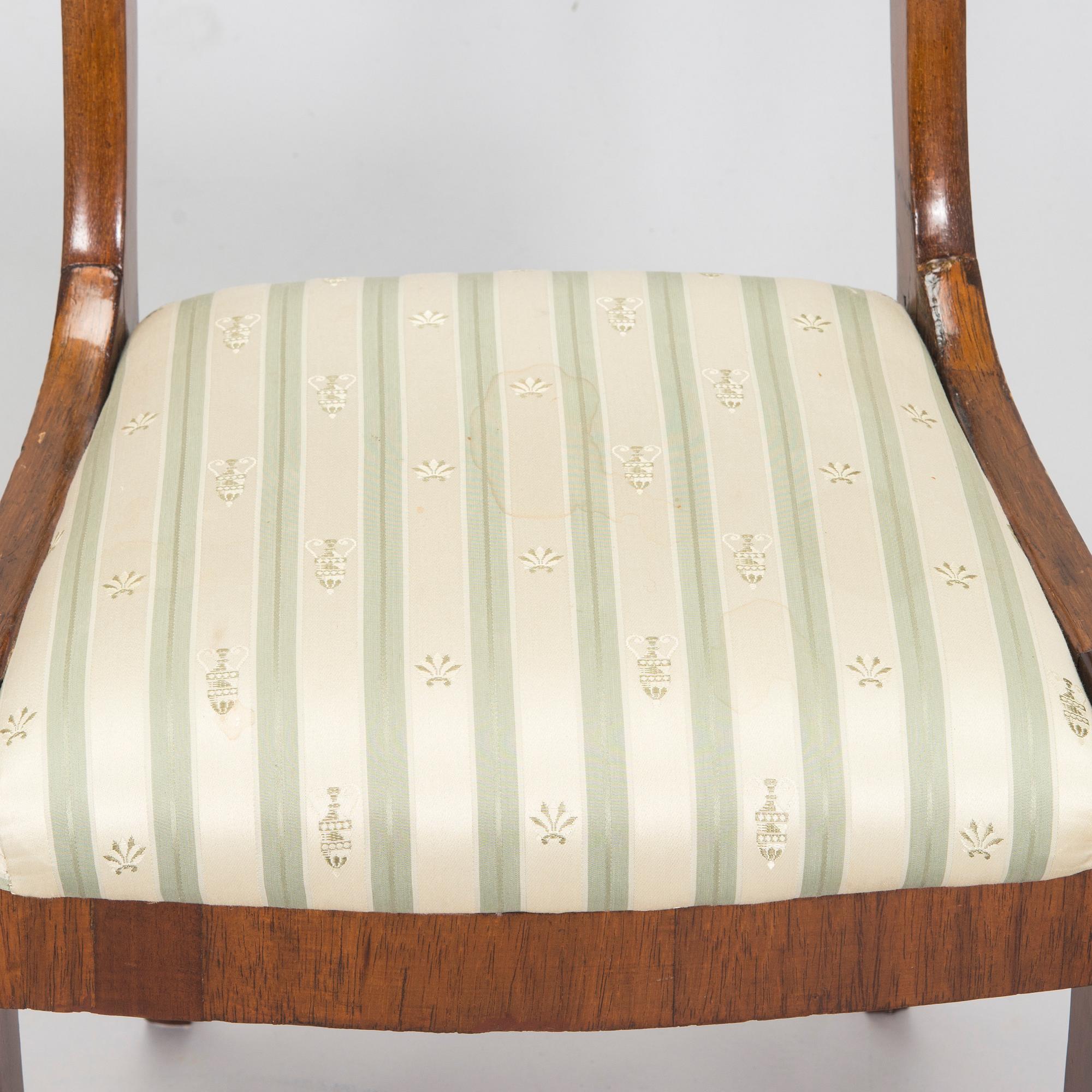 Tuoleja, 3 kpl, biedermeier-tyyli, 1800-luvun loppupuoli.