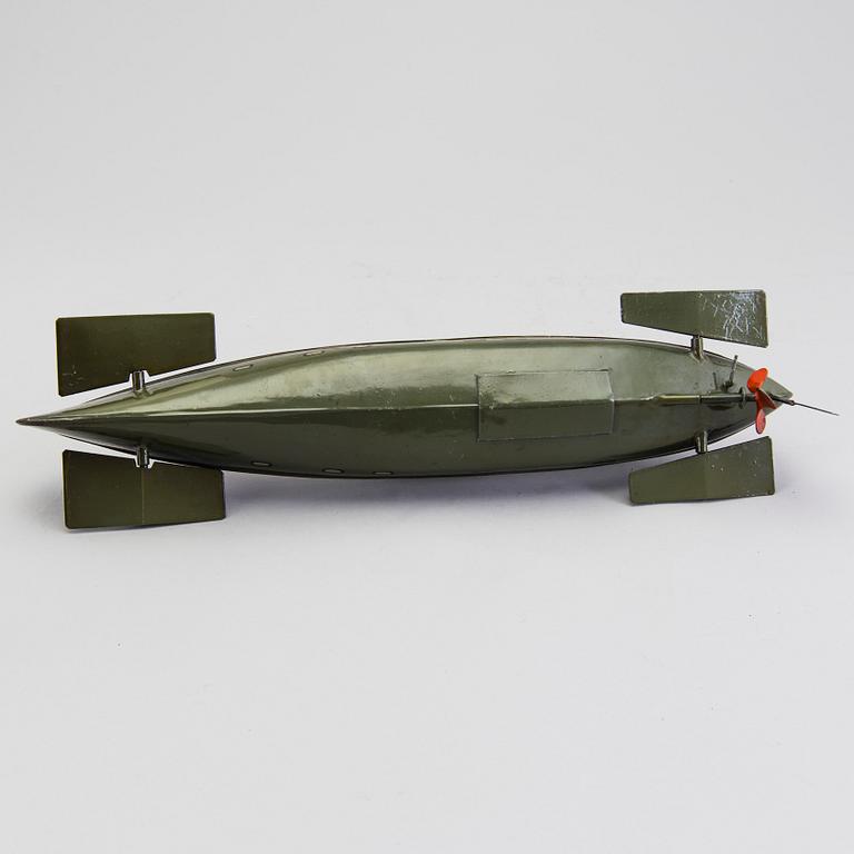 A tinplate Gebrüder Märklin 5081/41 submarine, Germany, 1910/20s.