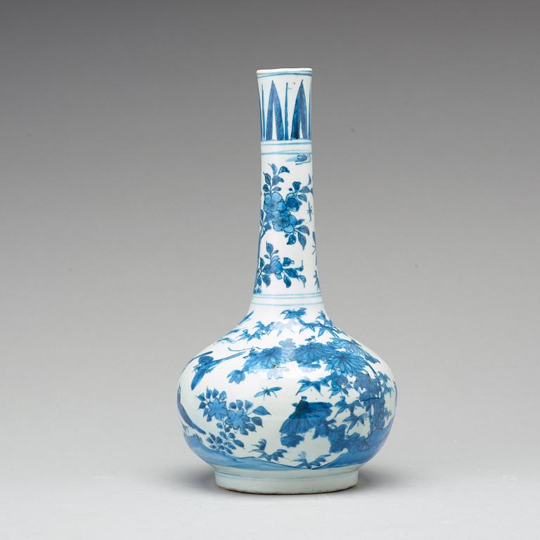 A blue and white vase, Ming dynasty, Wanli (1572-1623).