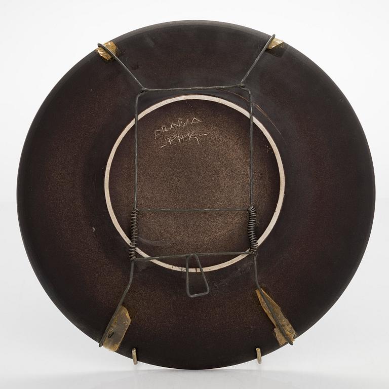 Friedl Holzer-Kjellberg, A stoneware dish, signed ARABIA -F.H.Kj.-.