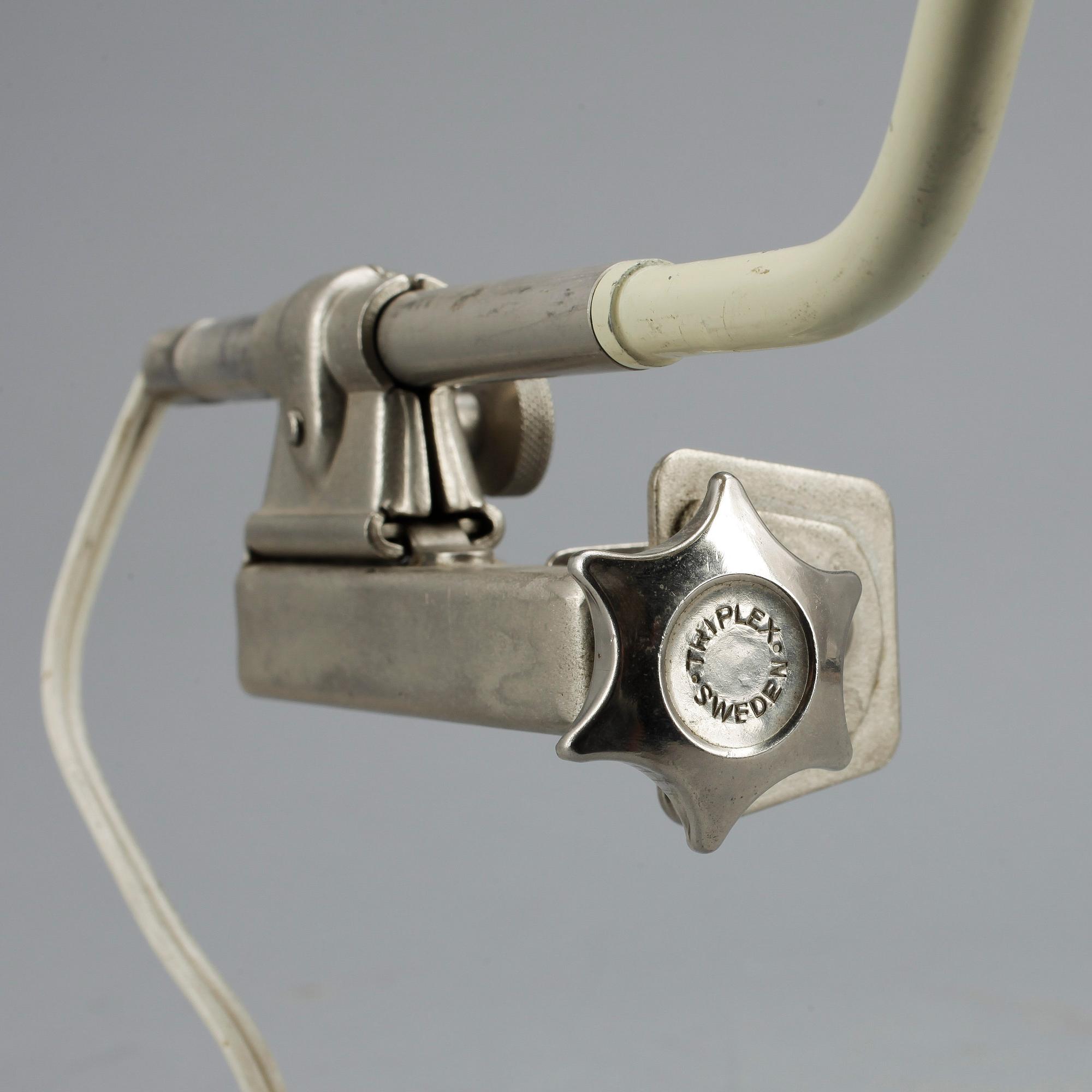 BORDSLAMPA, Triplex lillpendel, Johan Petter Johansson, 1900-talets första hälft.