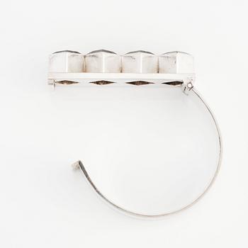 Sigurd Persson, armring, Stockholm 1963, sterling silver, delvis förgyllt och rökcitrin, smed Peter Schmitt.