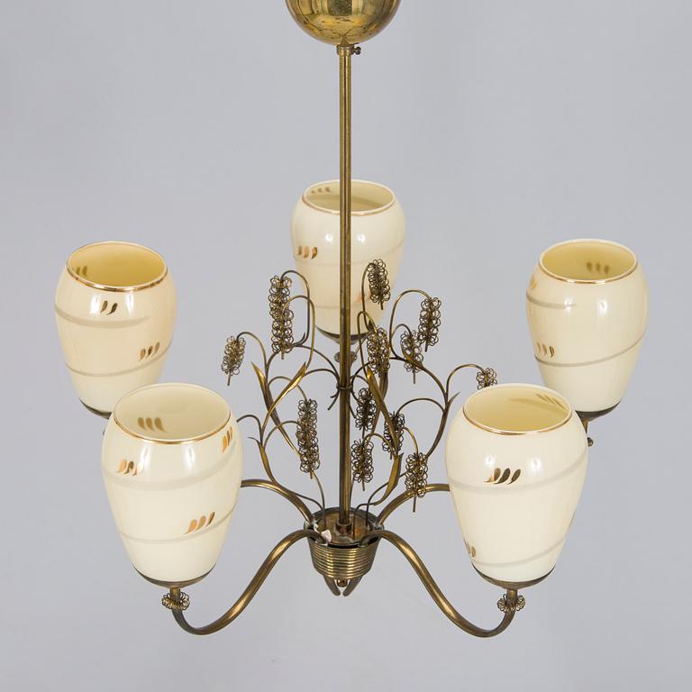 Paavo Tynell, a mid-20th century '9015' chandelier for Taito.