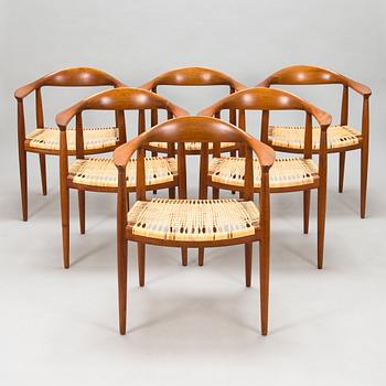 Hans J Wegner, Tuoleja, 6 kpl, "The Round Chair", Johannes Hansen, Tanska 1950-luku.