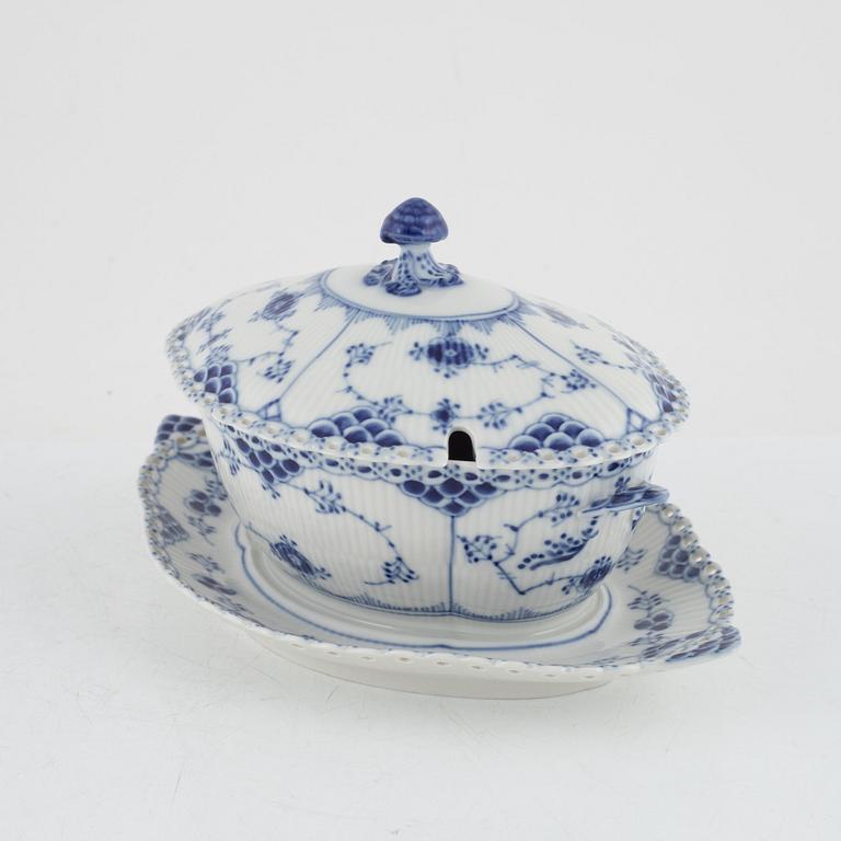 Sauce boat, porcelain, full lace, "Musselmalet", Royal Copenhagen, Denmark.