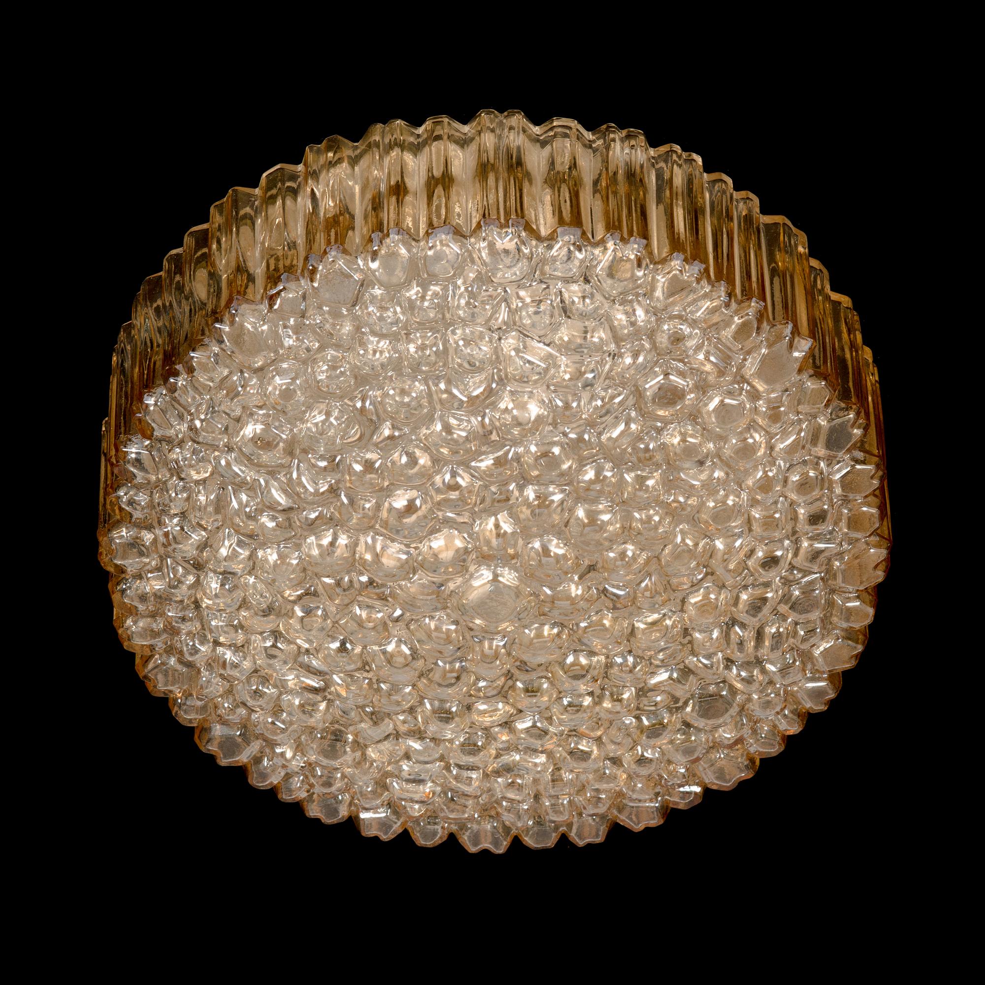 Helena Tynell, Kattovalaisin/ plafondi, malli A668,  Glashütte Limburg, Saksa 1960-70-luku.