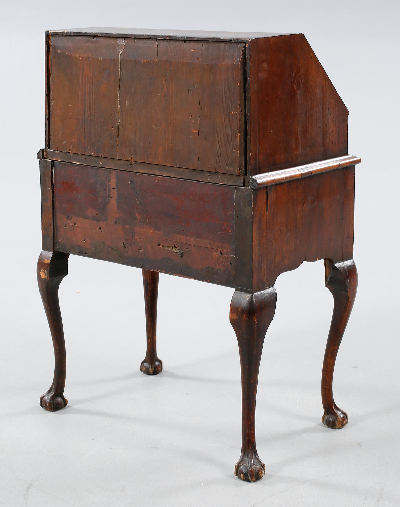 SEKRETÄR, Queen Anne, England, 1700-talets mitt.