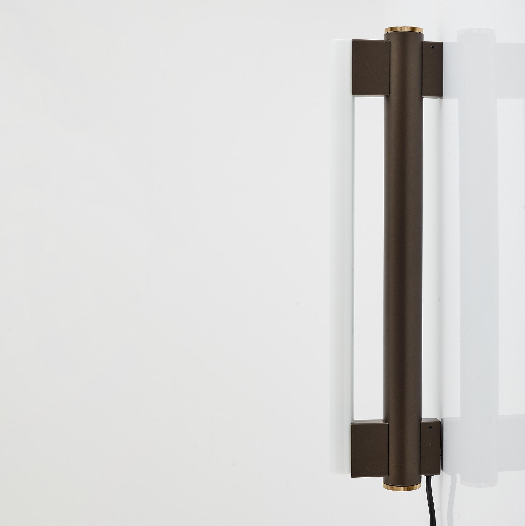 Krøyer-Sætter-Lassen, a 'Eiffel Wall Single 500' wall lamp, Frama.