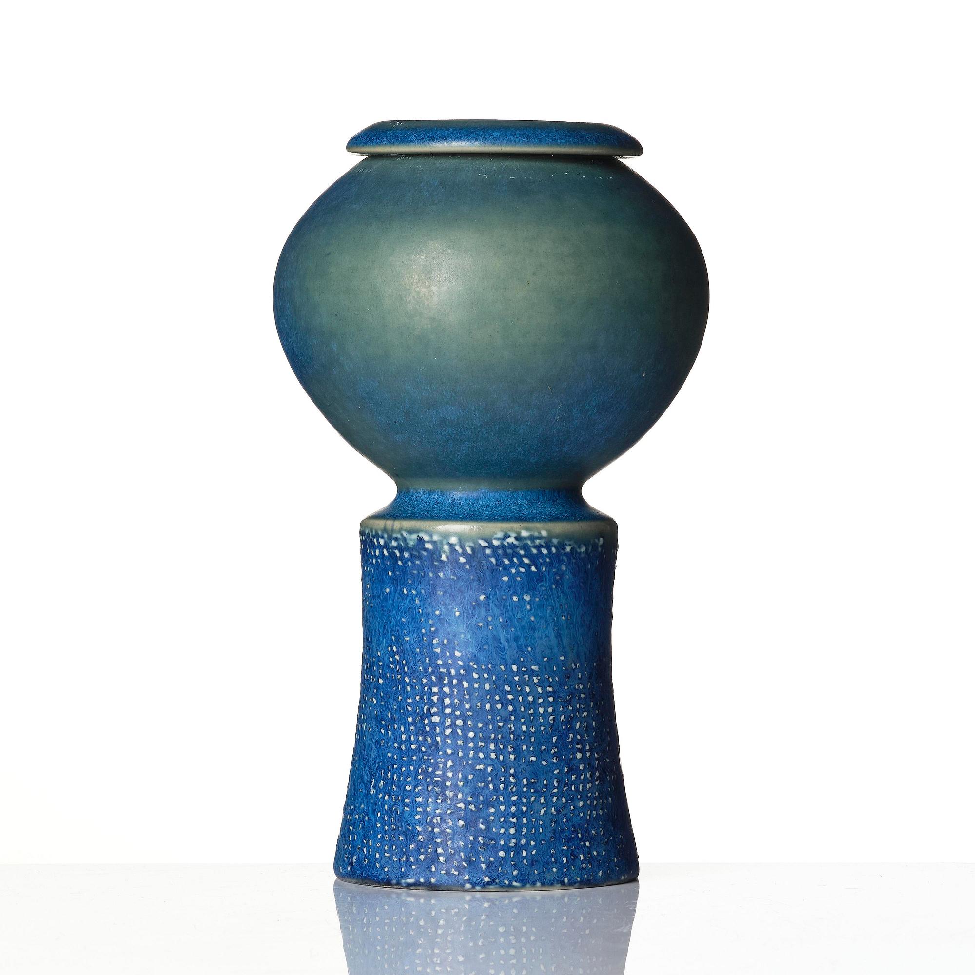 Stig Lindberg, a stoneware vase, Gustavsberg Studio 1963.