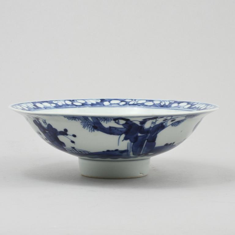 SKÅL PÅ FOT, porslin, Kina, 1800/1900-tal.