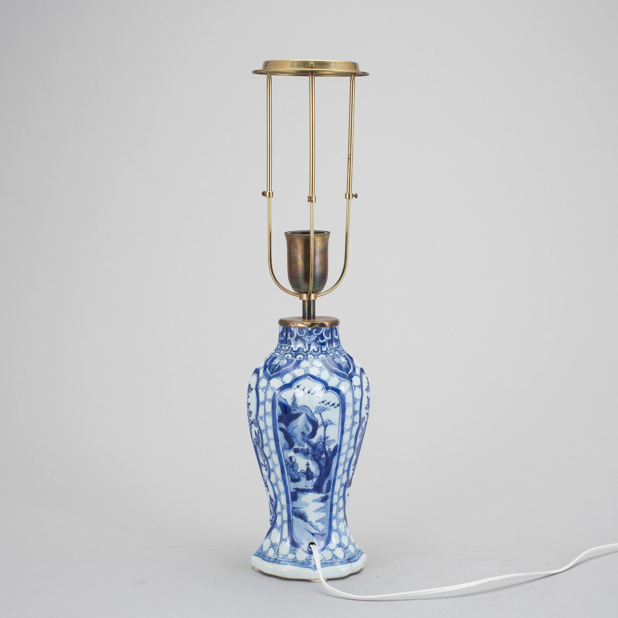 BORDSLAMPA, Porslin, Kina, 1800-tal.