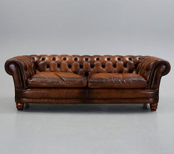 SOFFA, Chesterfieldmodell. Modern tillverkning.