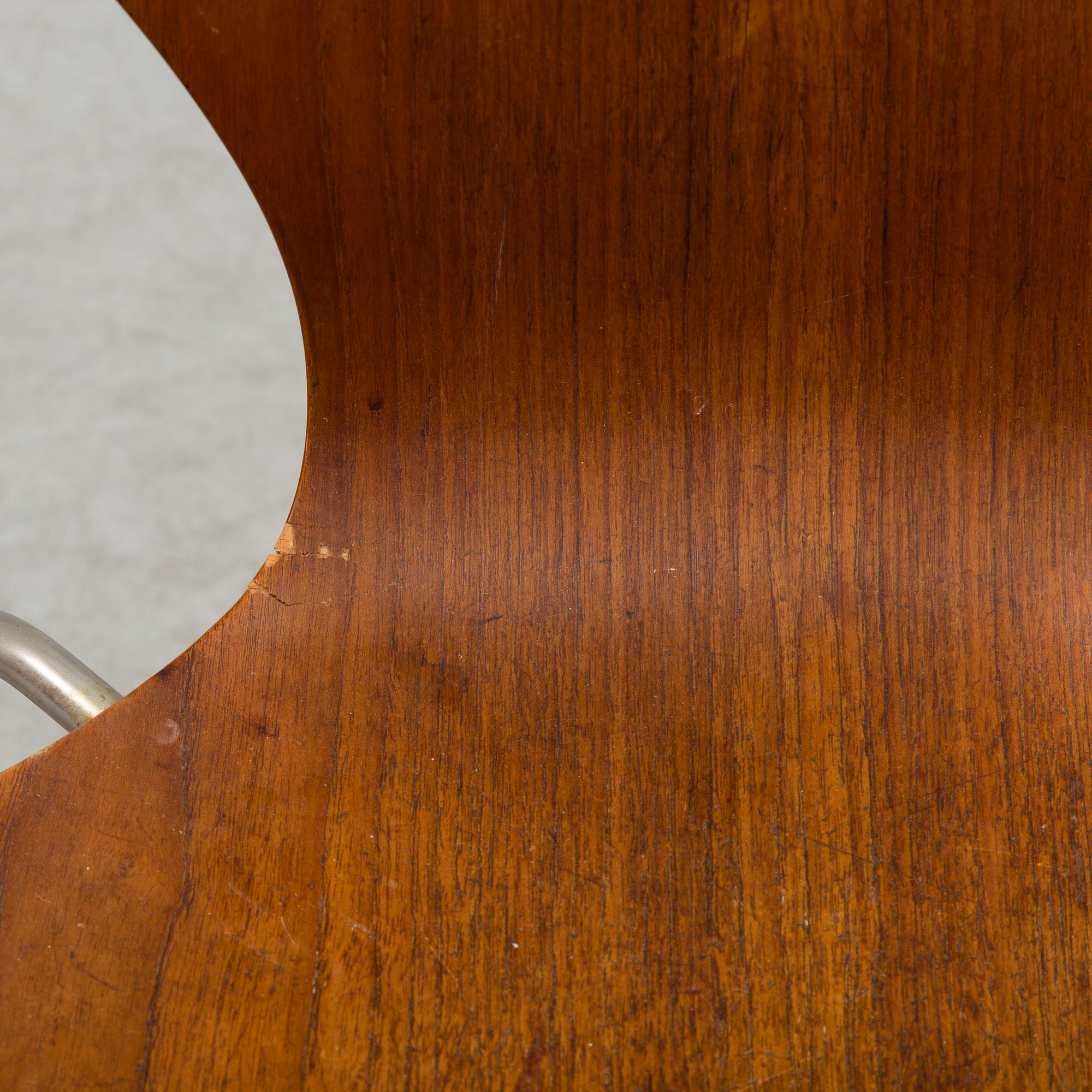 A set of six Arne Jacobsen 'Sjuan' teak chairs, Fritz Hansen, Denmark 1950's-60's.