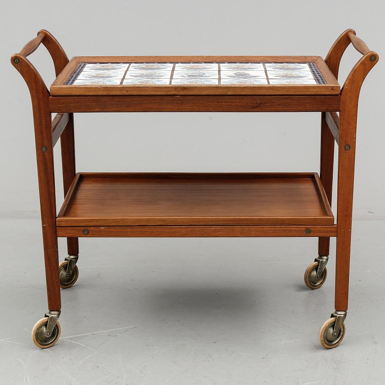 SERVERINGSVAGN, 1900-talets andra hälft.
