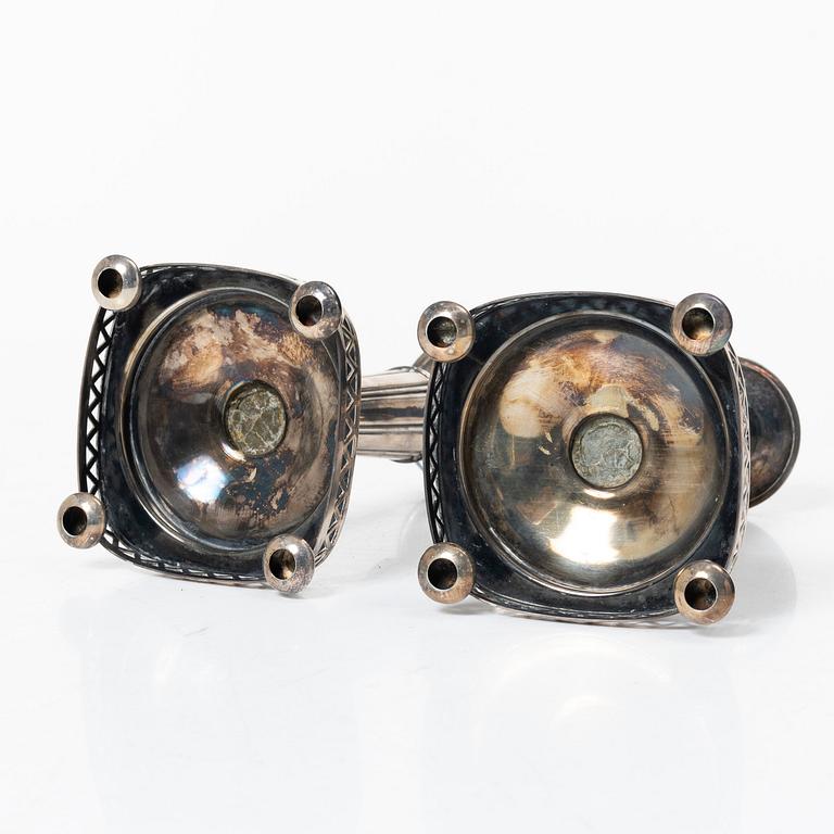 A pair of silver candlesticks, Tenn & Silver AB, Gothenburg, 1941.