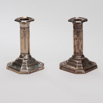 LJUSSTAKAR, ETT PAR, silver, Ellis Jacob Greenberg, Birmingham, 1912.