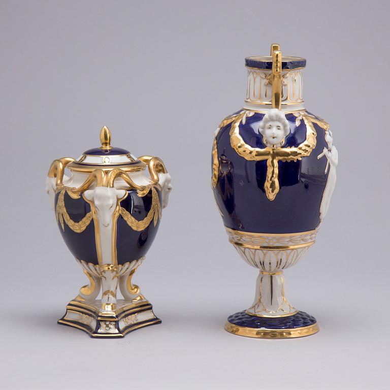 A ROYAL DUX PORCELAIN VASE AND LIDDED URN, 20th century.