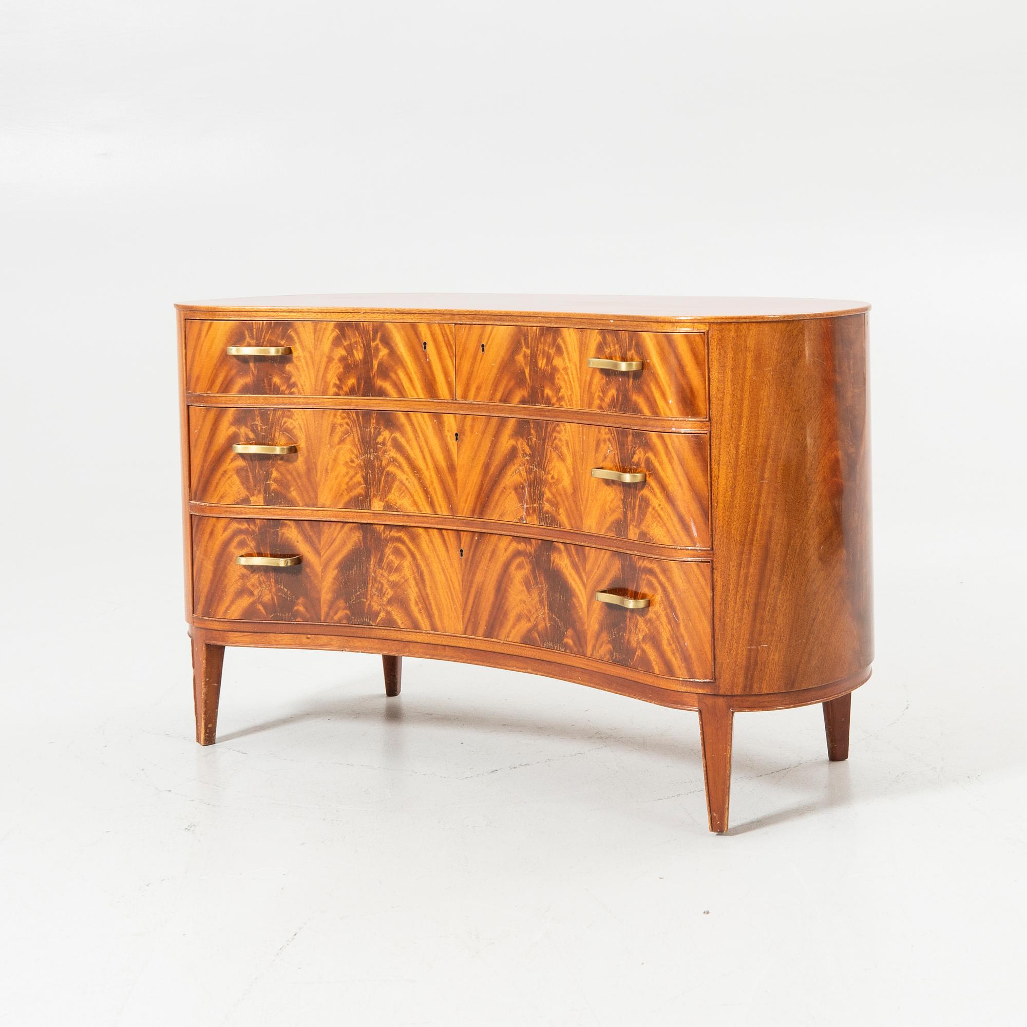 Axel Larsson, Chest of drawers, Swedish Modern, AB Svenska Möbelfabrikerna, Bodafors, 1940s.