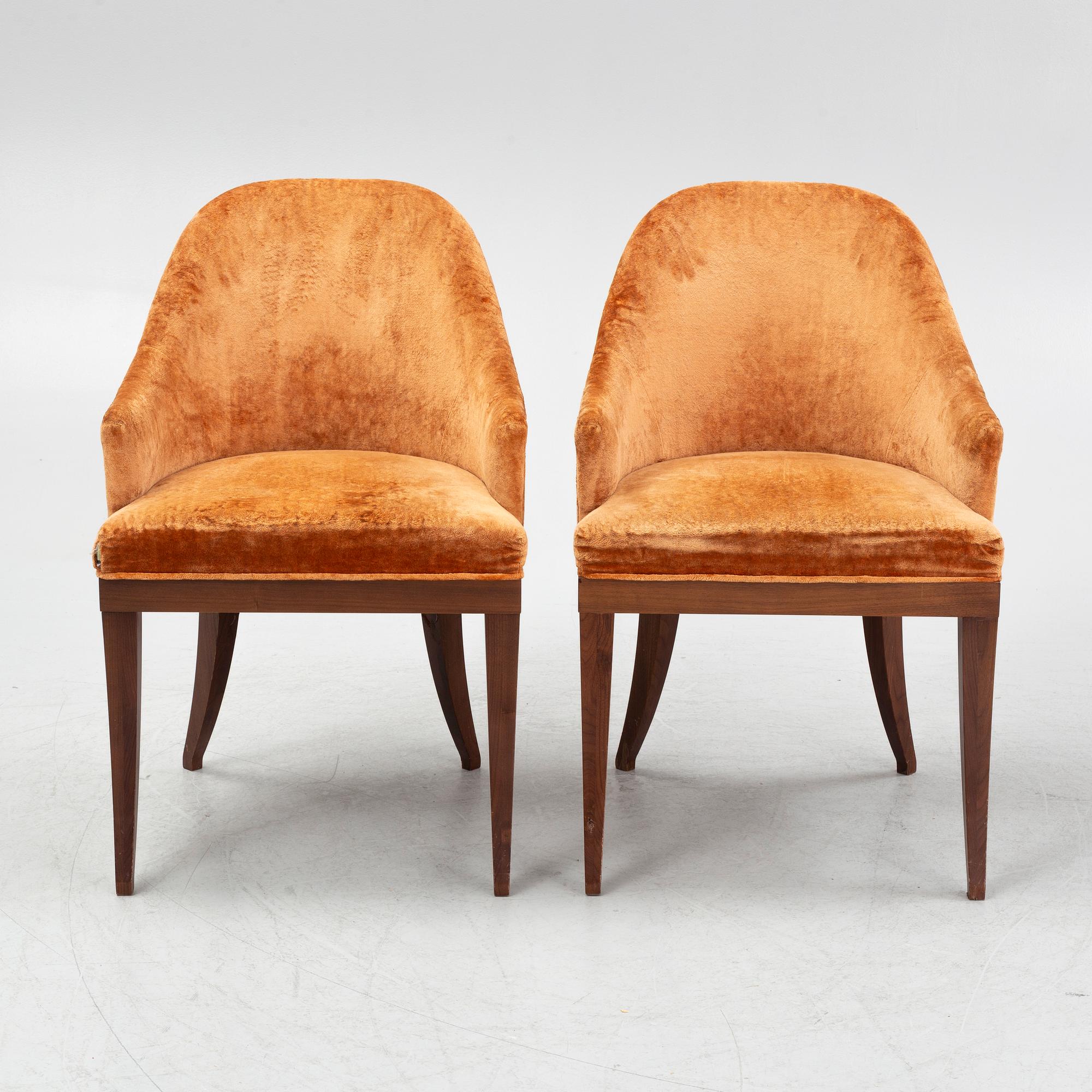 Attila Suta, eight armchairs.