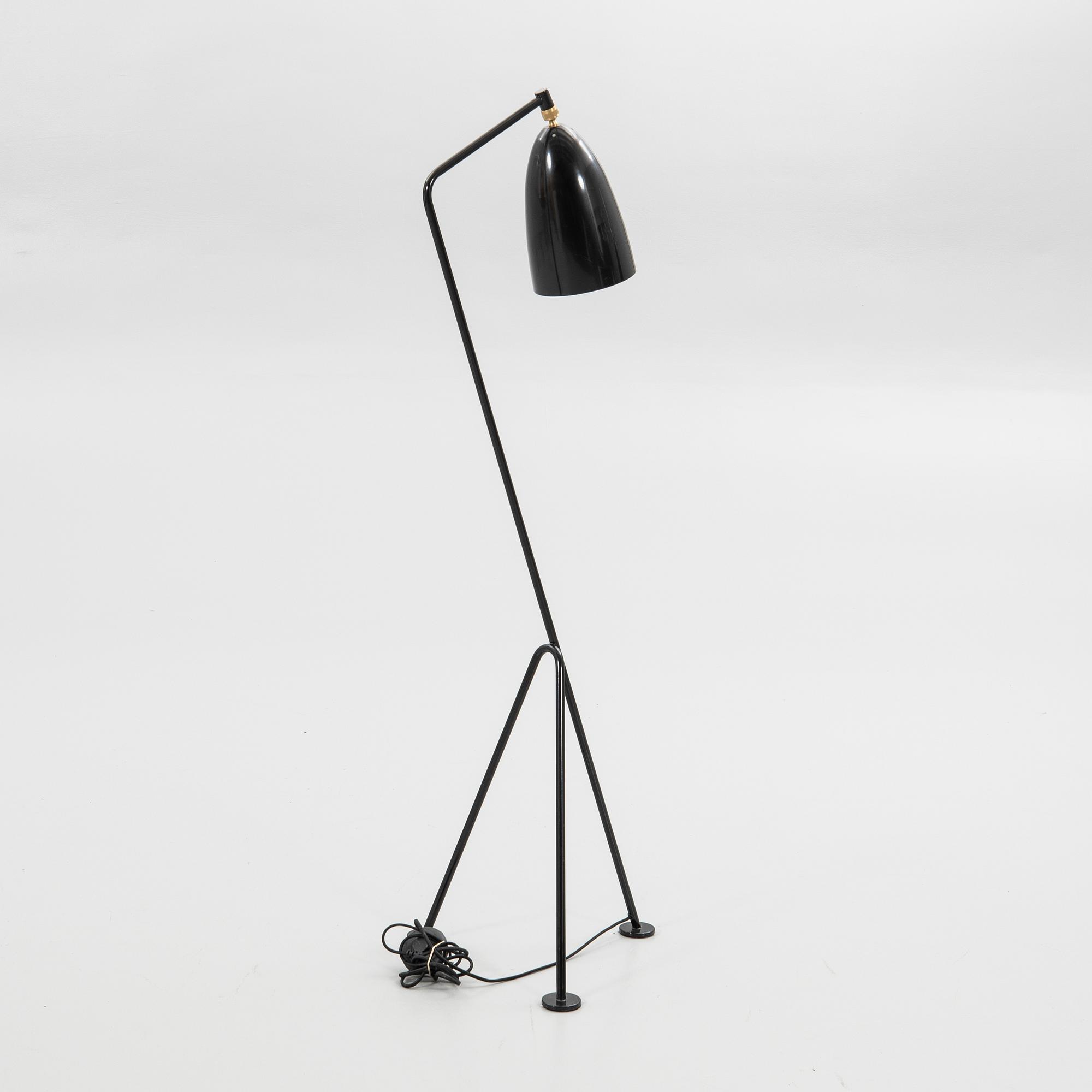 Greta Magnusson Grossman, golvlampa, "Grasshopper", GUBI, Danmark.