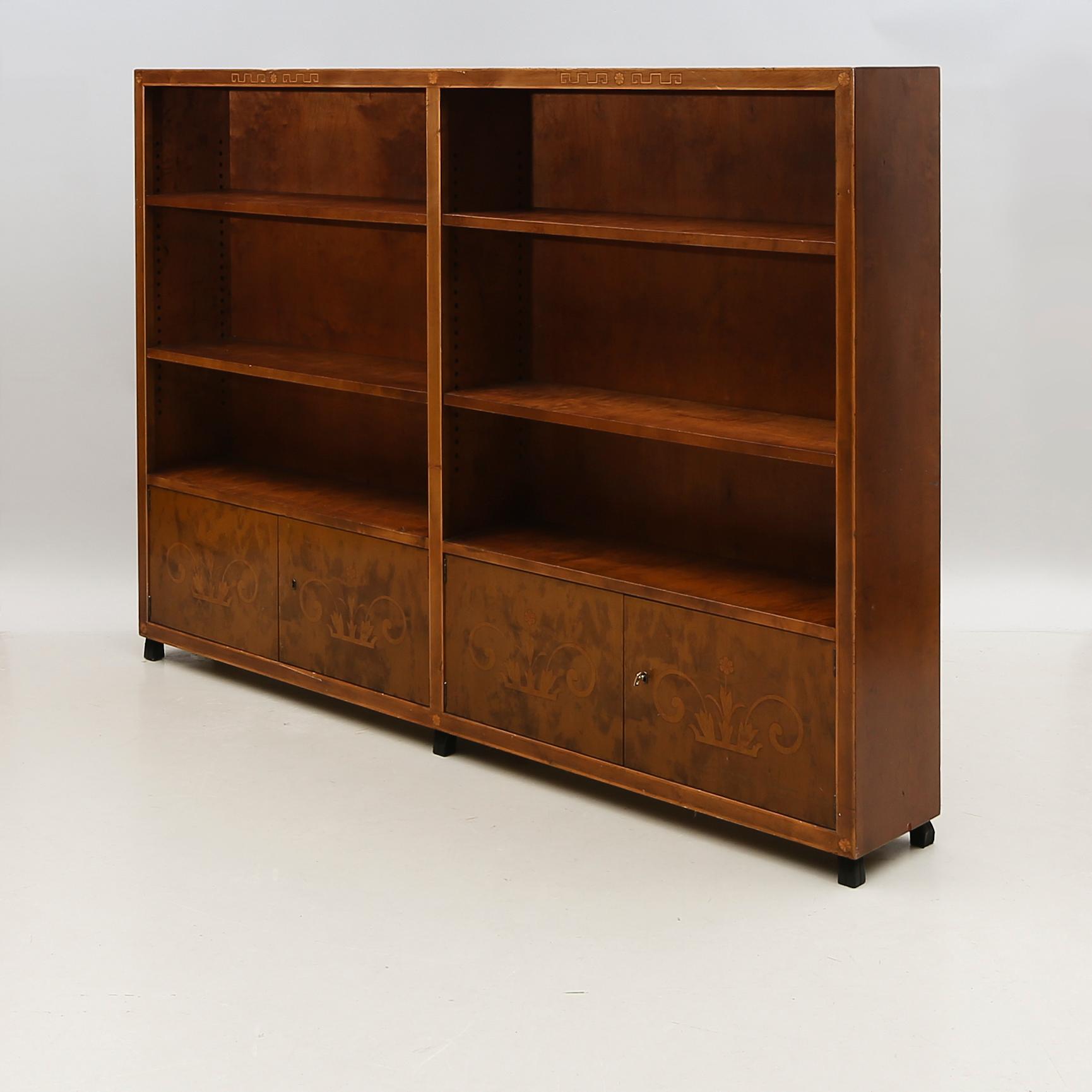 BOKHYLLA, 1900-talets första hälft.