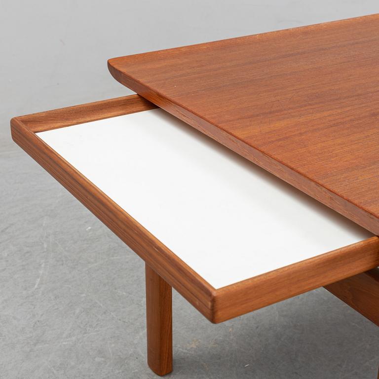 A teak coffee table by Tove & Edvard Kindt-Larsen, Seffle, 1960's.