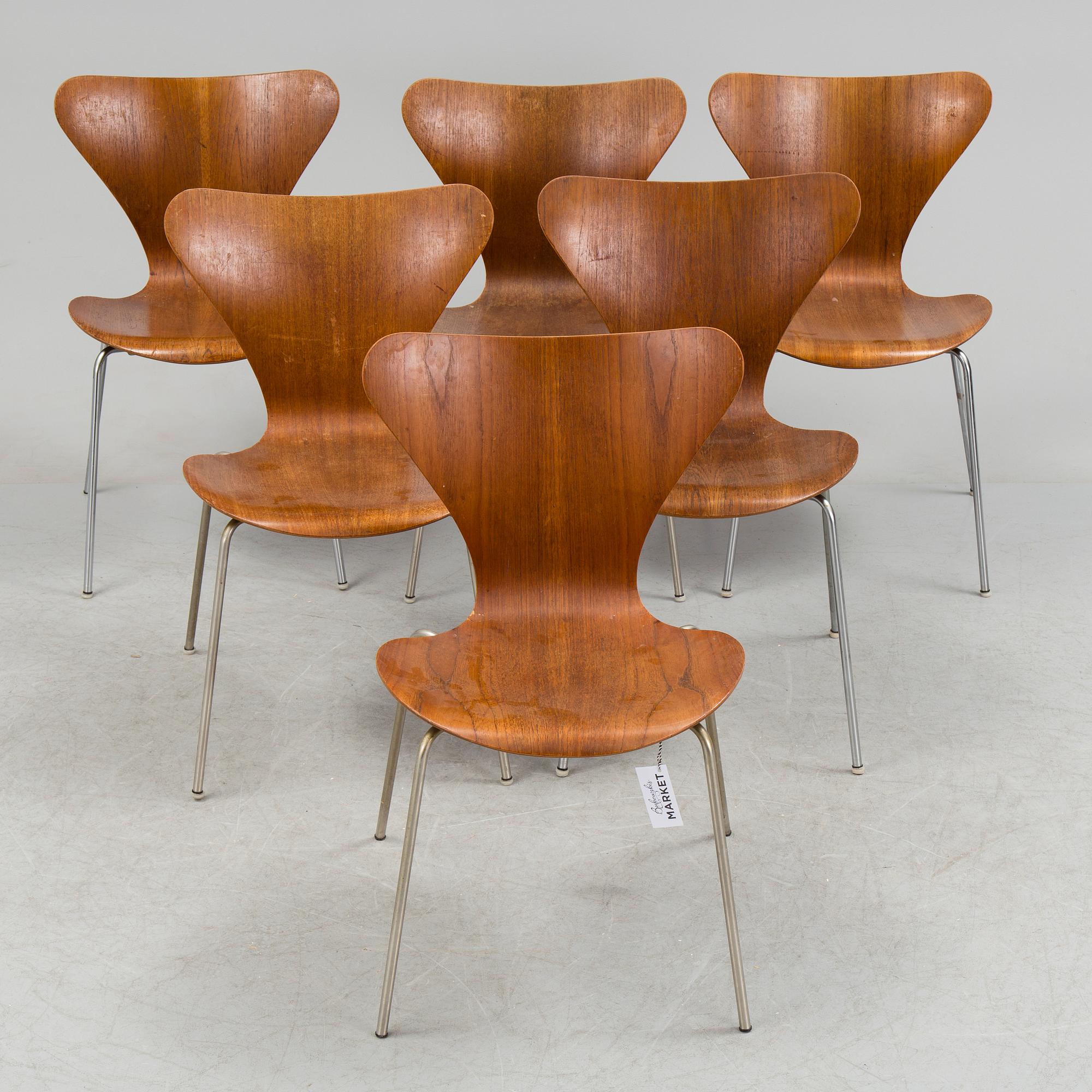 A set of six Arne Jacobsen 'Sjuan' teak chairs, Fritz Hansen, Denmark 1950's-60's.