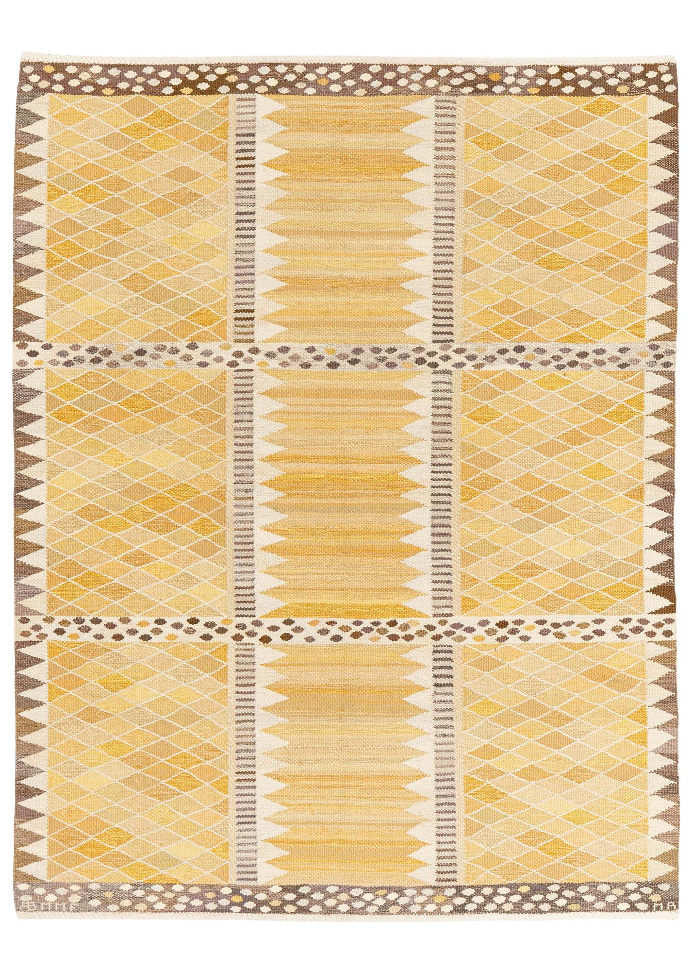 Marianne Richter, matta, "Josefina gul", gobelängteknik, ca  227 x 174 m, signerad AB MMF MR.