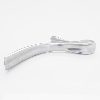Manolo Blahnik, an aluminium shoe horn for Habitat.