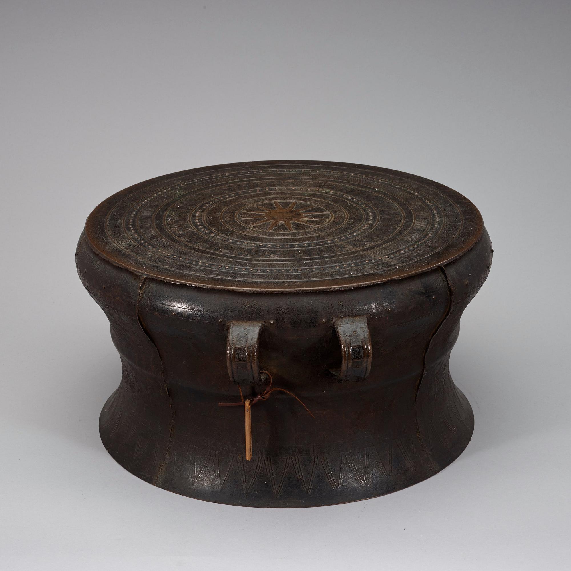 An archaistic bronze drum, presumably Song dynasty (960-1279).