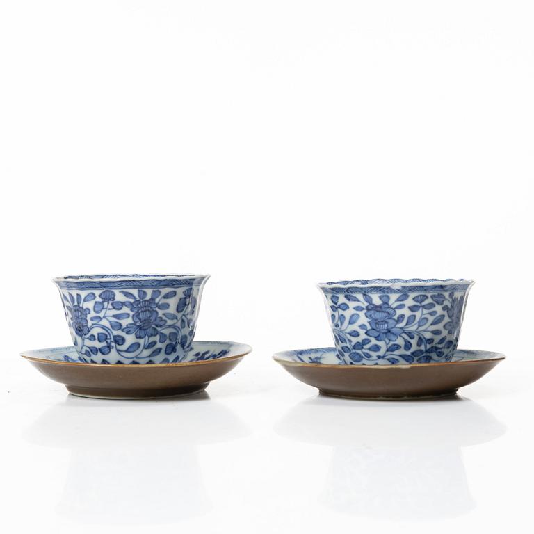 Five cups and four dishes, Qing dynasty, Kangxi (1662-1722).