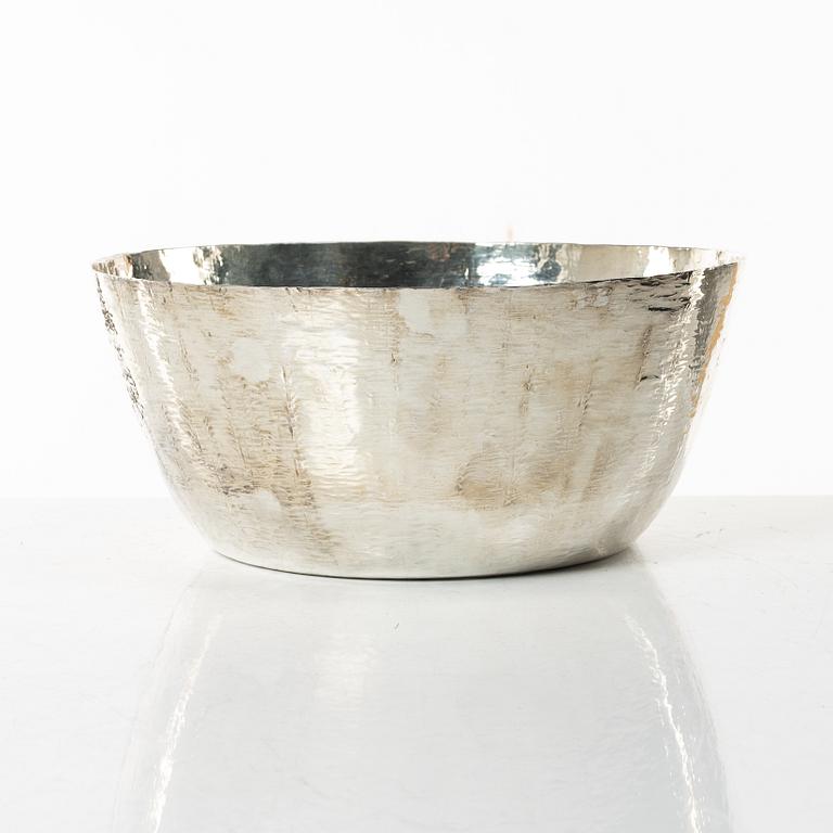 Tapio Wirkkala, bowl and ladle, silver, Kultakeskus, Hämeenlinna, 1976.