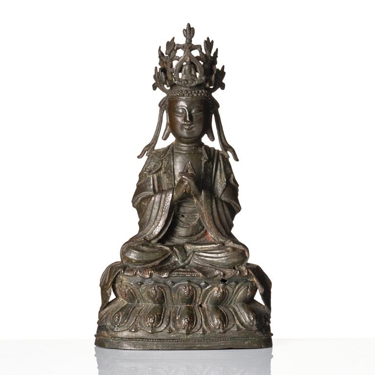 Guanyin, brons. Mingdynastin (1368-1644).