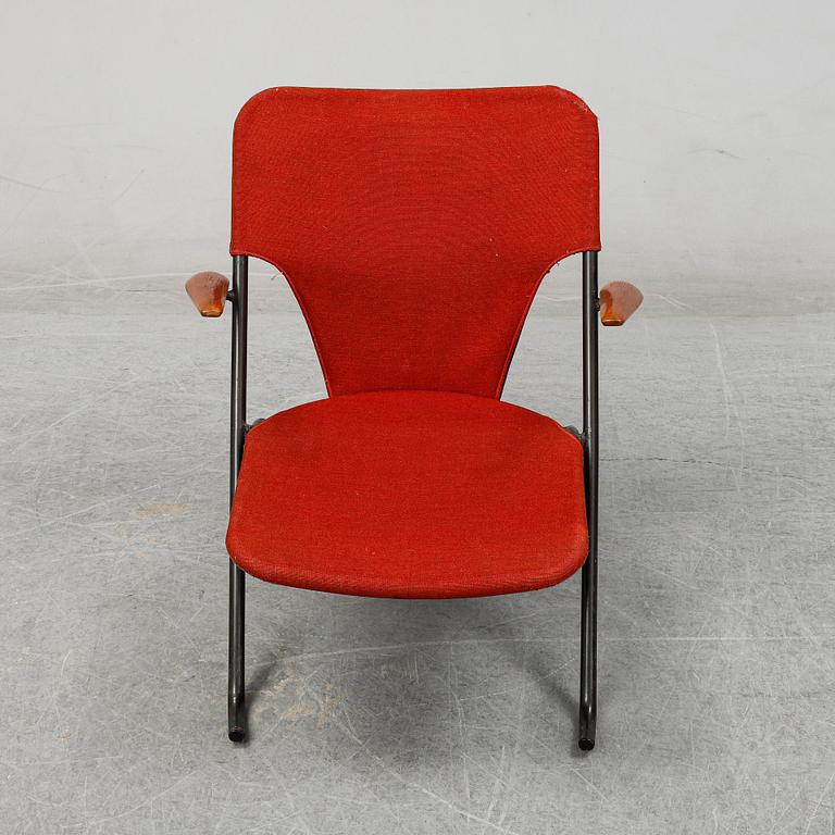 A mid 20th century armchair.