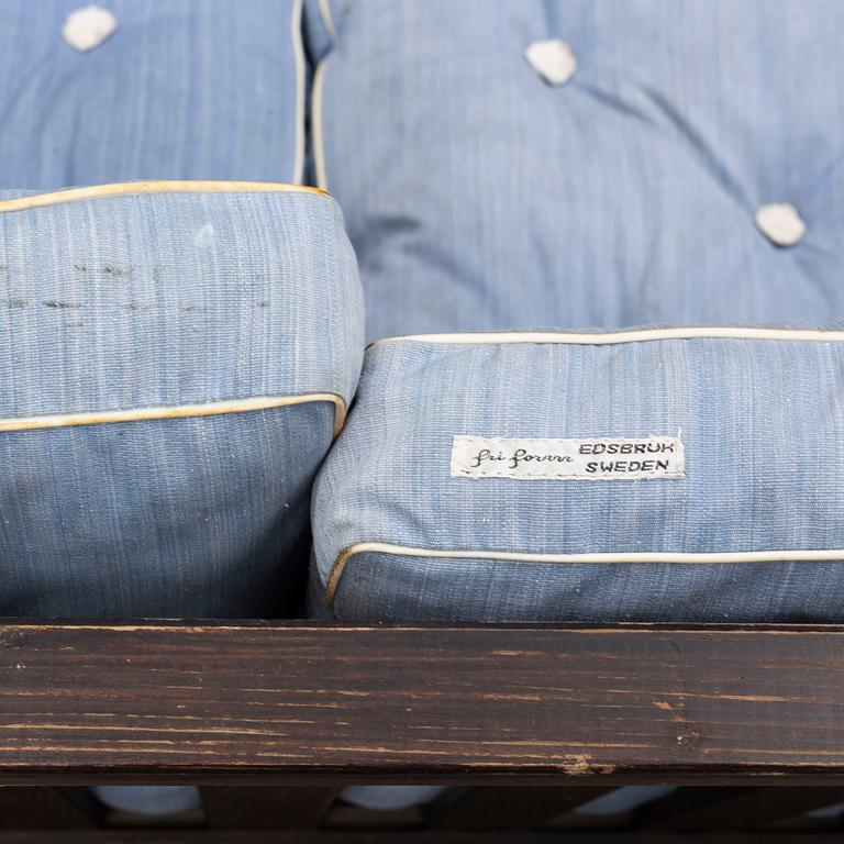 ELSA STACKELBERG, a garden sofa from the second half of the 20th century.