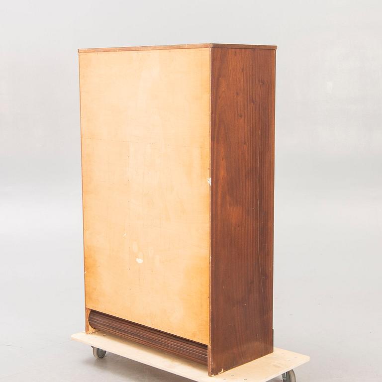 Jalusiskåp 1940-tal.