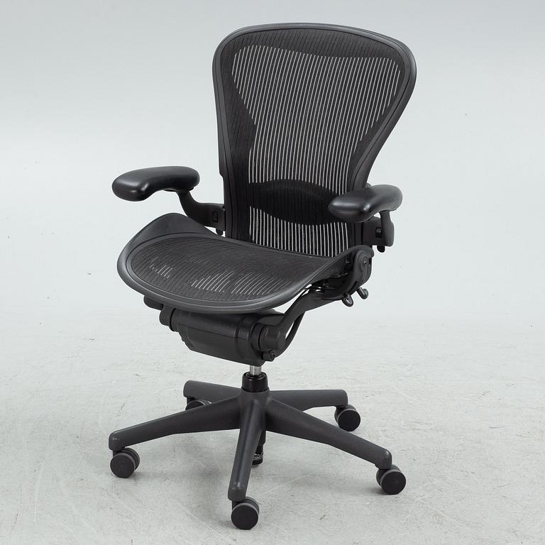 Don Chadwick/Bill Stump, skrivbordsstol, "Aeron", Herman Miller.