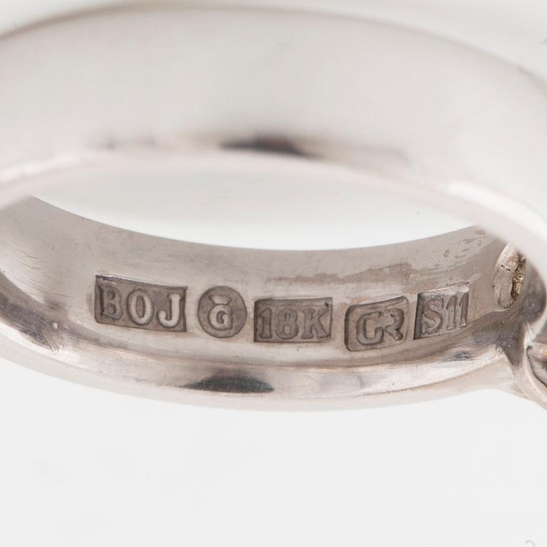 A brilliant cut diamond ring by Guldsmedsmästaren Göteborg, 2016.