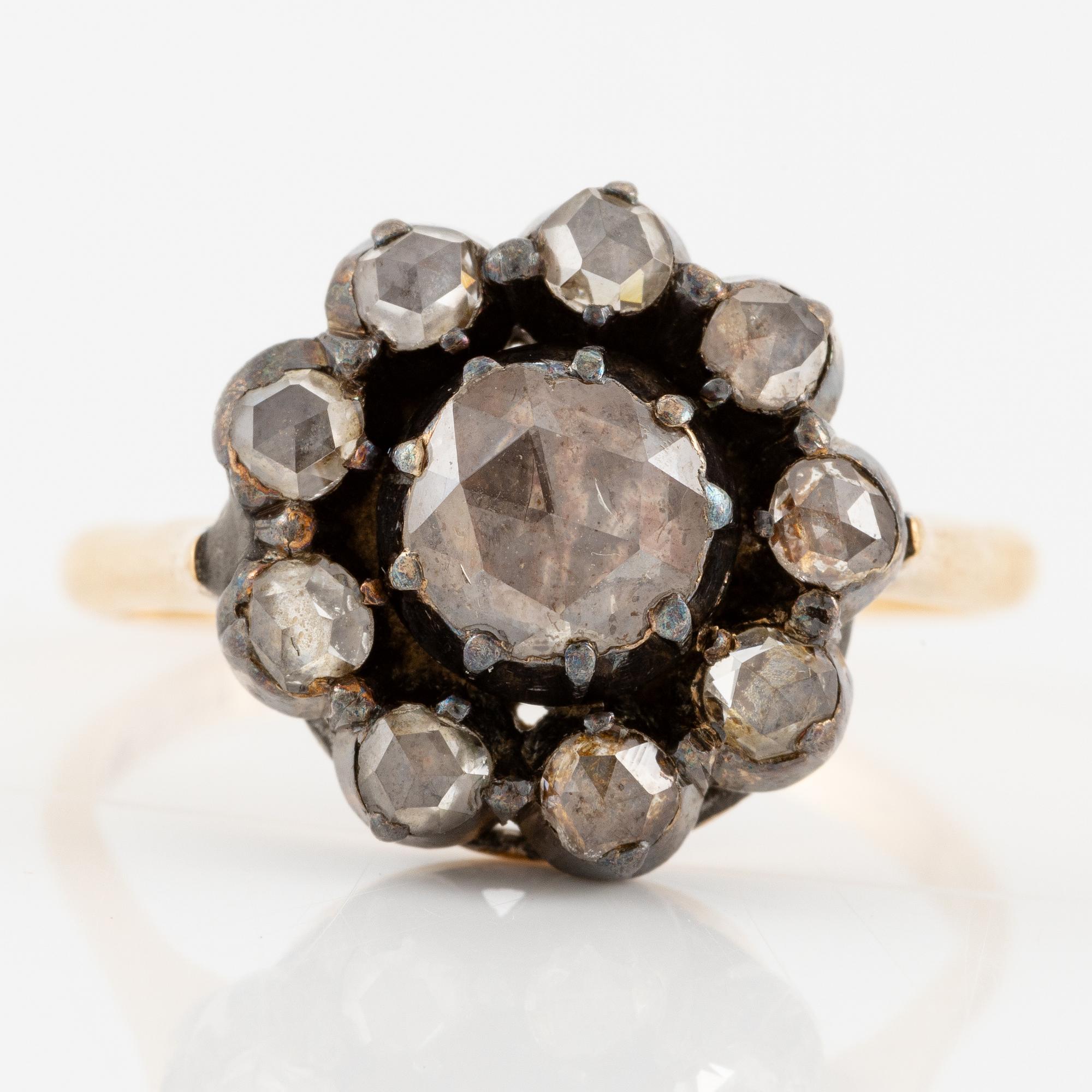 Ring, 18K gold and silver with rose-cut diamonds.