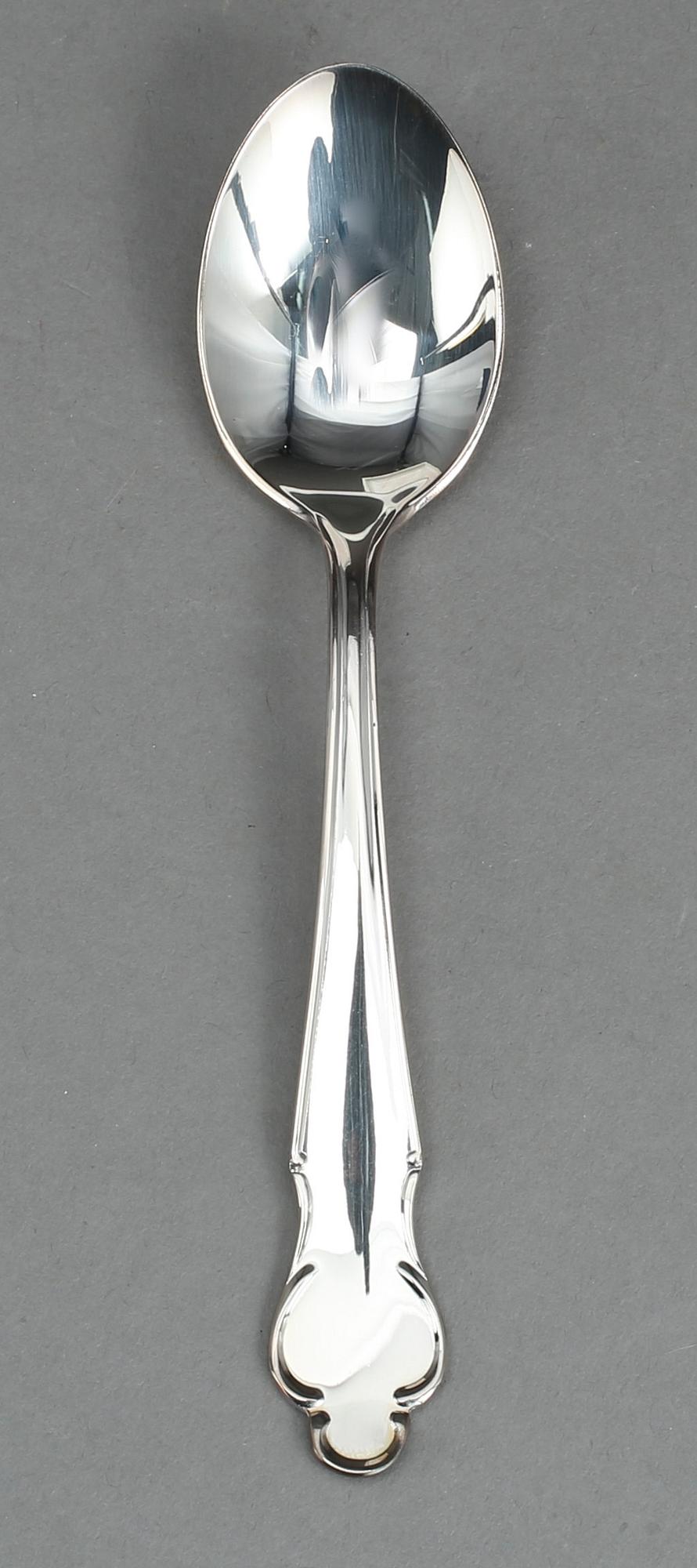 PARTI SILVER, 60 delar, inklusive 5 uppsättningar kaffeskedar, majoriteten Lidköping, mitten 1900-talets. Vikt ca 821 g.