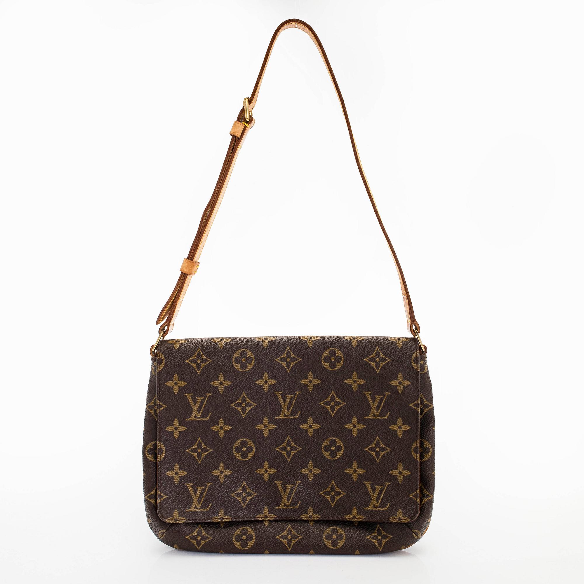 Louis Vuitton, a 'Musette Tango' bag.
