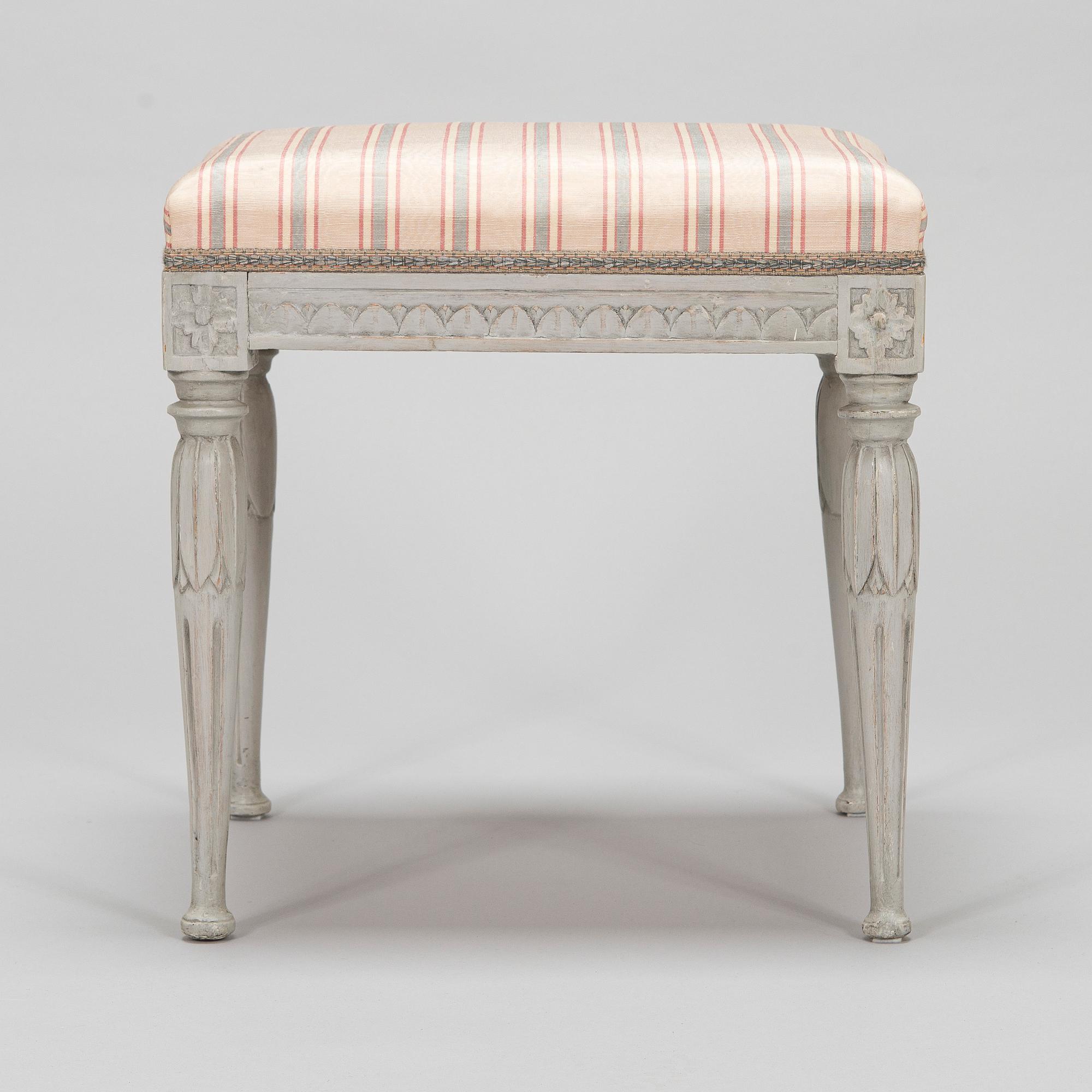 Taburetti, Erik Öhrmark, (mestari Tukholmassa 1777-1813), signeerattu ja sinettimerkitty, kustavilainen, Ruotsi.