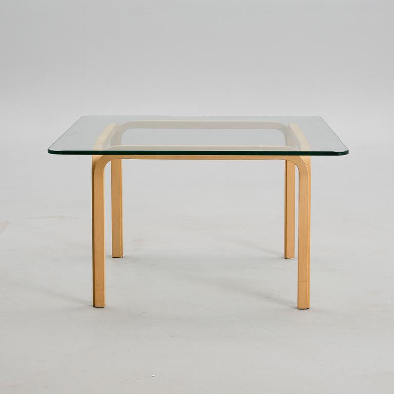 ALVAR AALTO, SOFFBORD, Y805A, Artek, 1900-talets andra hälft.