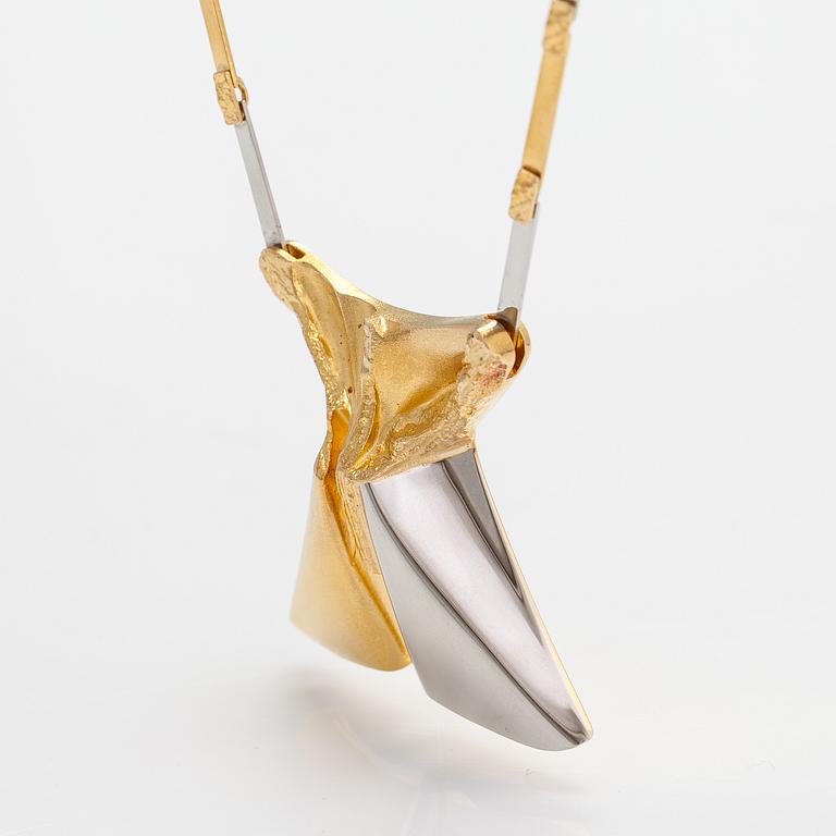 Björn Weckström, An 18K gold and platinum necklace "Papillon". Lapponia 1987.