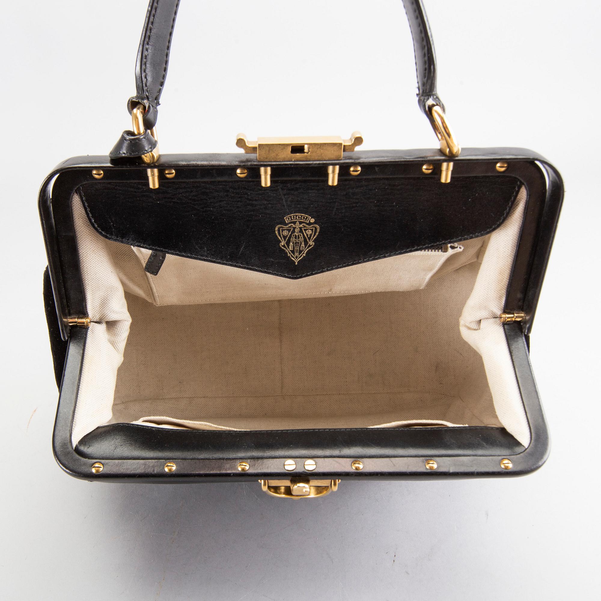 GUCCI, väska, "Black diamante velvet and leather stirrup Top- handle bag".